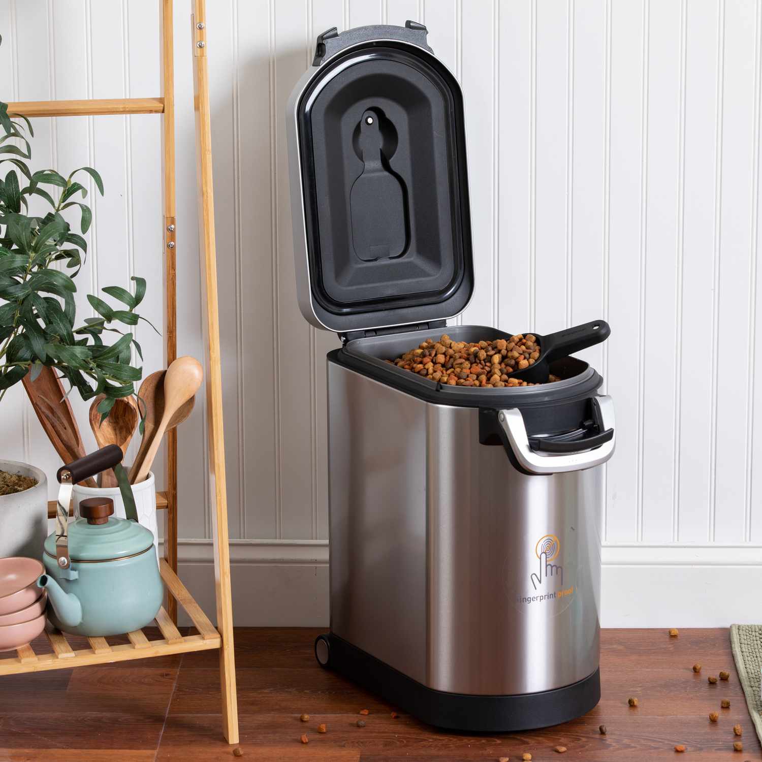 simplehuman-25-liter-pet-food-storage-container